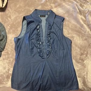 Womens sleeveless shirt Size M from NY & Co.